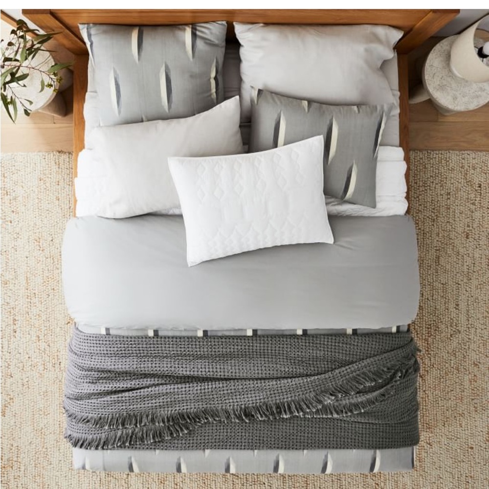 NWT - West Elm - Oval Ikat Sham (1 standard & 1 euro size included)